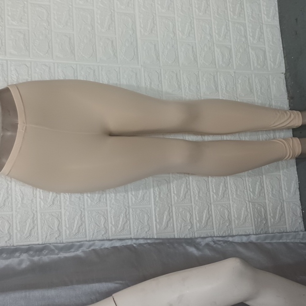 NWOT Ladys world  leggings